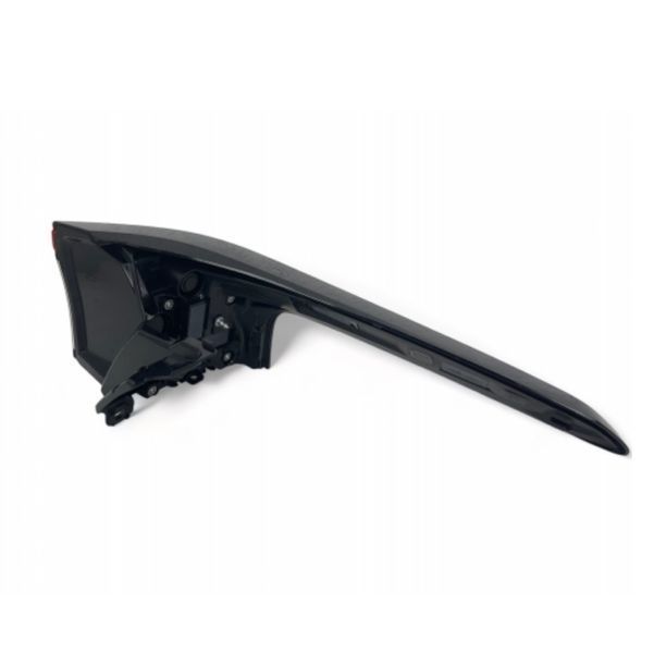 Стоп задній лівий Toyota на TOYOTA bZ4X (81560-0R130) 81560-0R130 фото