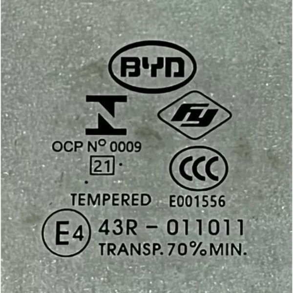 Стекло правой передней двери BYD на BYD EV Yuan Plus (13167830-00) 13167830-00 фото
