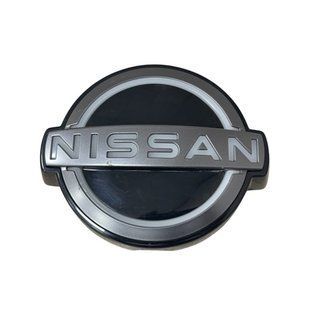 Емблема передня ОРИГИНАЛ на NISSAN Ariya (62890-5MT0A) 62890-5MT0A фото