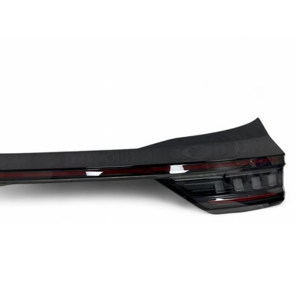 Стоп задний центральный рестайлинг (8 PIN) HONDA на HONDA M-NV (34150-3K4-H51) 34150-3K4-H51 фото